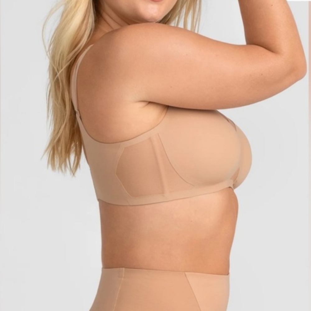 Honeylove Nude Crossover Bra 2x+ - Picture 3 of 12